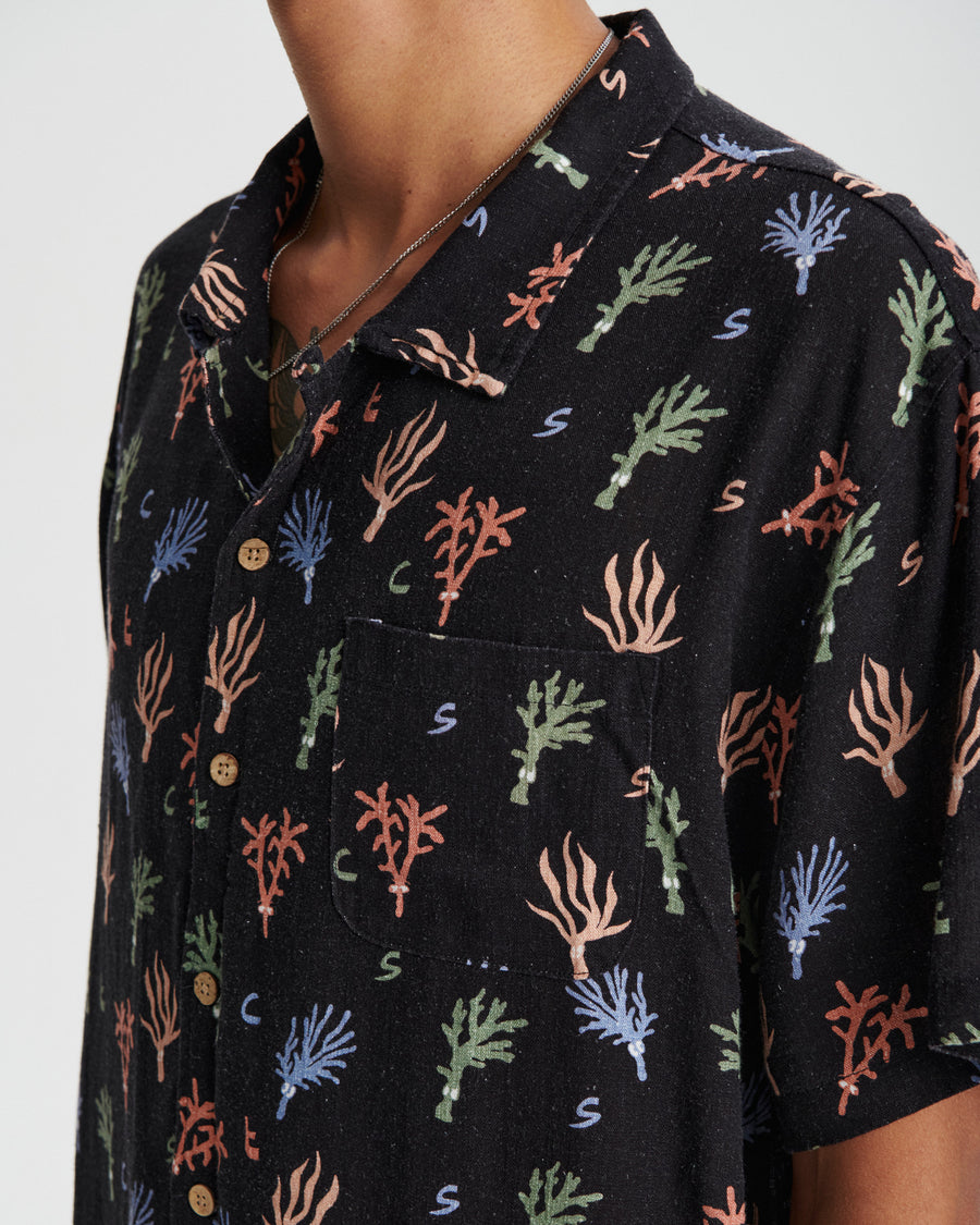 Reefing Ss Resort Shirt - Black